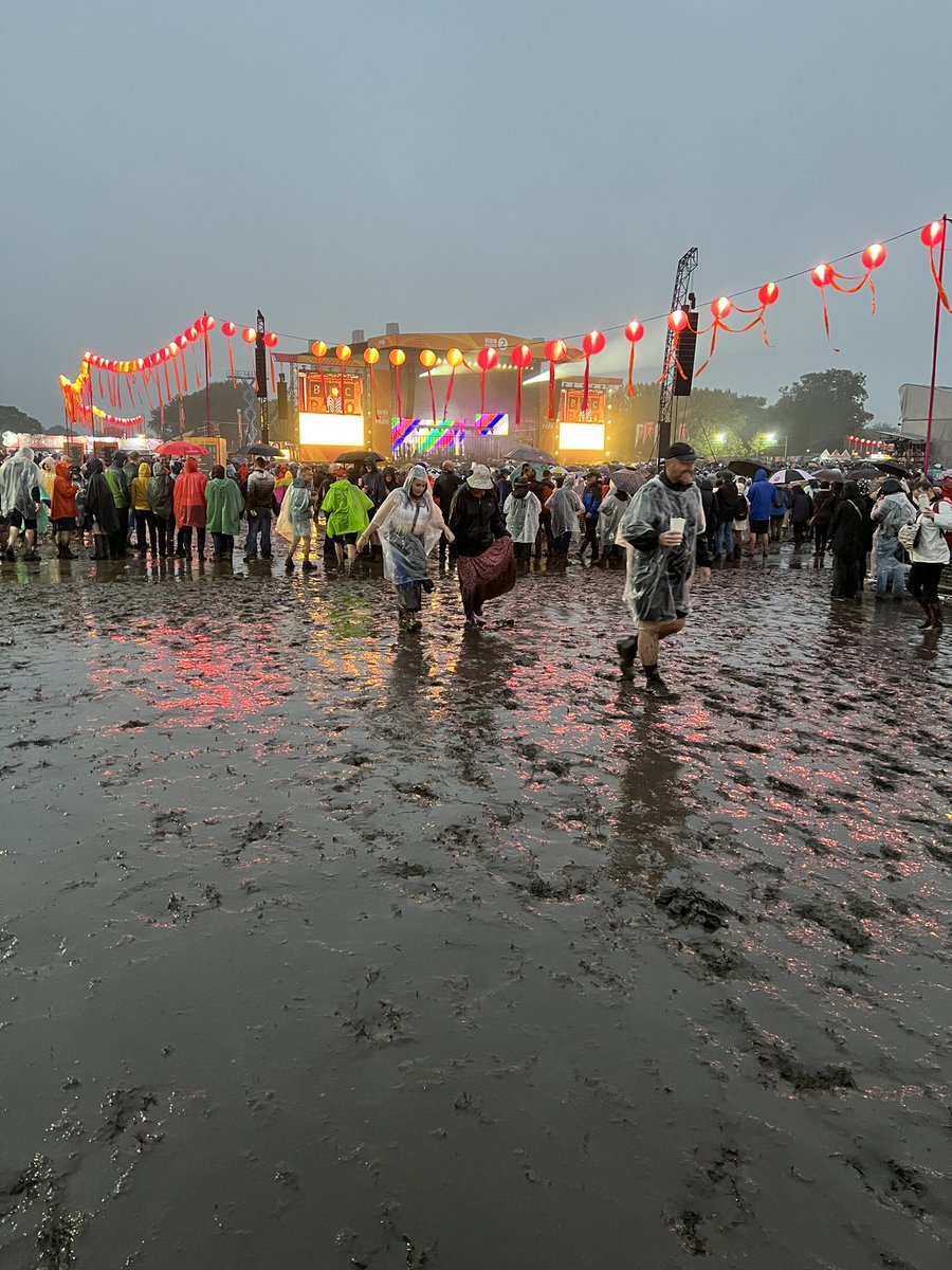 Greggella's tweet photo. Muddiest I’ve ever been in my life today at Radio 2 in the Park in Preston, but worth it for seeing 2 of my top bands Manic Street Preachers and Pet Shop Boys back to back https://t.co/4SwBzA67aJ