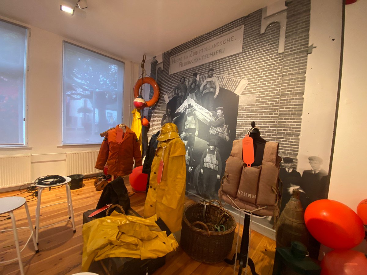 KNRM 200 JAAR – Redders op zee

Beukende golven, gestrande schepen en uitrukkende reddingsboten. Een ode aan de helden van het water: KNRM 200 jaar! Deze tentoonstelling loopt van 6 september t/m 22 december, mis het niet!

zandvoortsmuseum.nl/activiteiten/r…