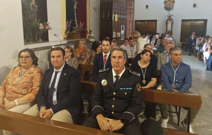 HadResurreccion's tweet photo. Miembros de nuestra Hermandad  en la mañana de hoy ocho de septiembre acompañaban 
a la  Cofradía del Santísimo Cristo de la Agonía en su Solemne Misa Mayor dando fin al triduo que se celebró conmemorando el 75 aniversario.
#hermandadagonia
#resurrecionysalud 
#Alcaladehenares https://t.co/yeiEVUfl4e