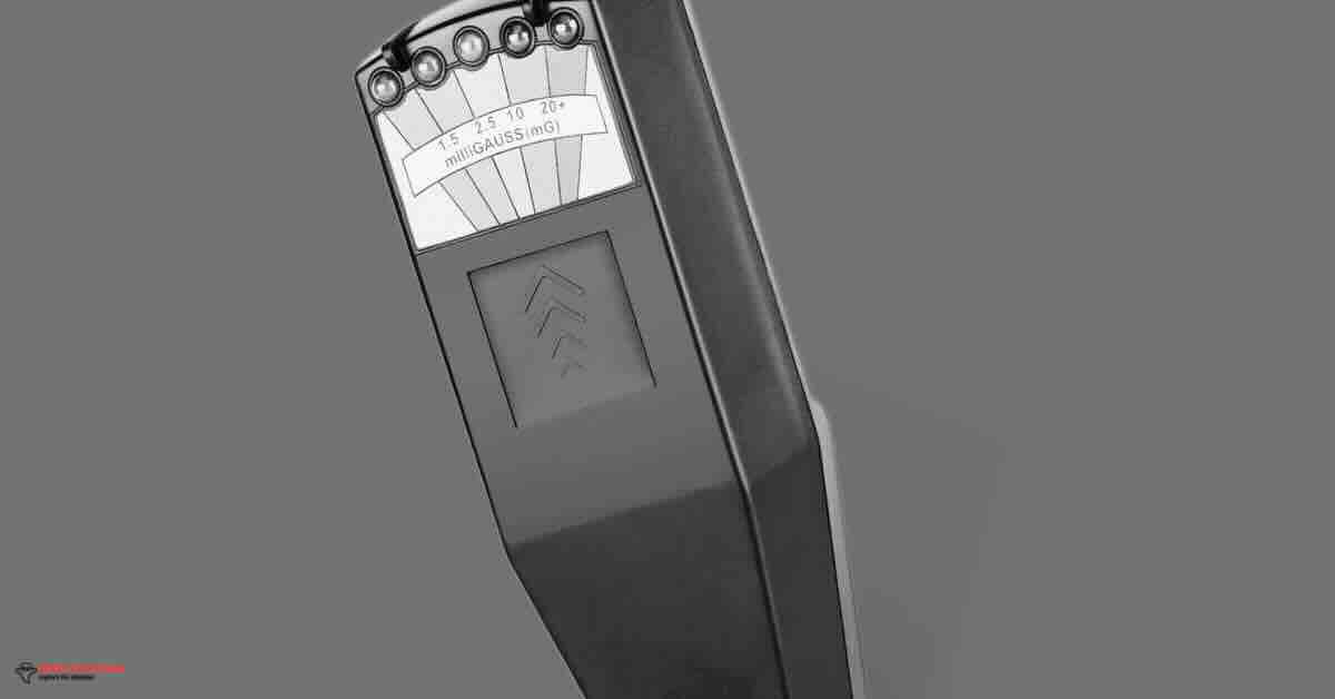 GhostVacations's tweet photo. why Amazon top-selling EMF ghost detector is a great choice for paranormal investigators https://t.co/cCDsuozEWX https://t.co/PhoQ1f4EaU