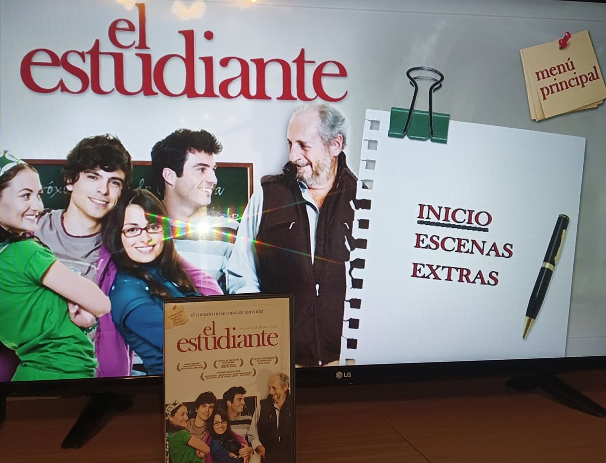 NoeliaP85's tweet photo. Hoy te recomiendo #ElEstudiante 🎓

Película mexicana de 2009 que te lleva por un viaje lleno de emociones y te toca el corazón con cada escena ❤️ Una historia entrañable, que transmite valores esenciales y muy necesarios hoy día.

¿La conocías? Porque si no, ¡tienes que verla! https://t.co/jXOOst74p9