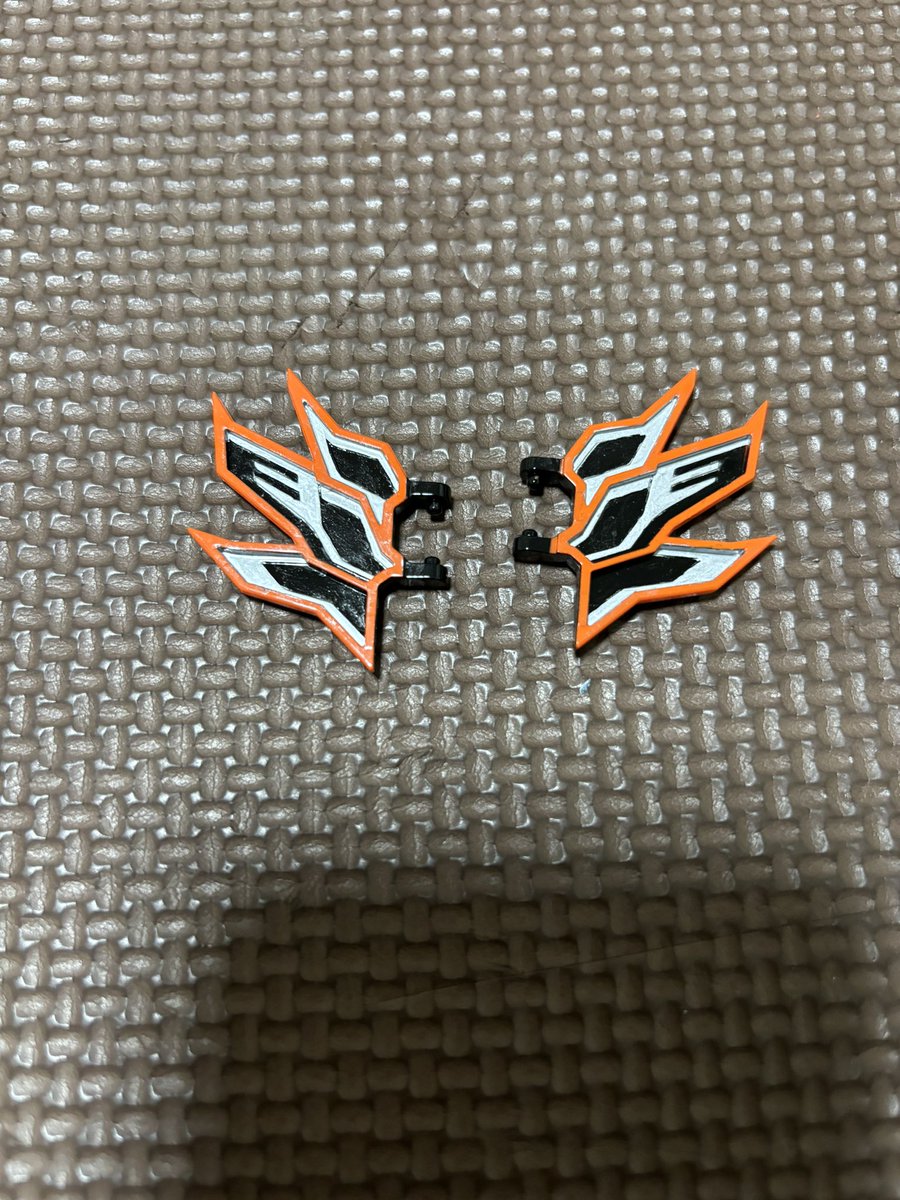 decade14937561's tweet photo. いい感じの塗り分けができました!
もう少しでフルパワーグリッドナイト完成しそうです!
#MODROID
#フルパワーグリッドナイト https://t.co/OJNVPjwIbi