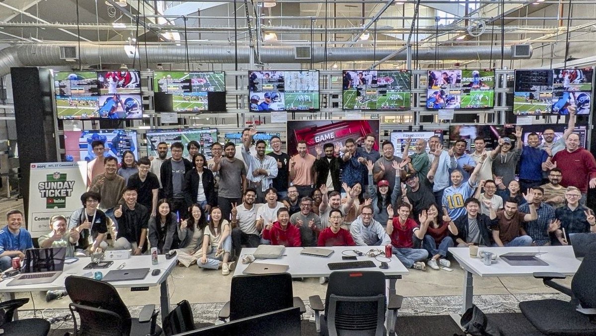 YouTubeTV's tweet photo. Shoutout to our team making sure your feed is stable and your multiview is on point. https://t.co/quW9wi7UhU