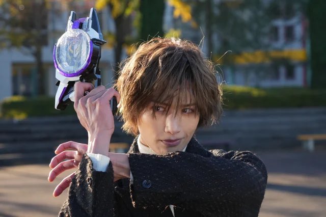 SolCaesar's tweet image. The Future People in Geats being a commentary on the types of Rider fans and rider staff who just do not understand the media they’re consuming and have expectations that do not line up with the true message or ideals of these people