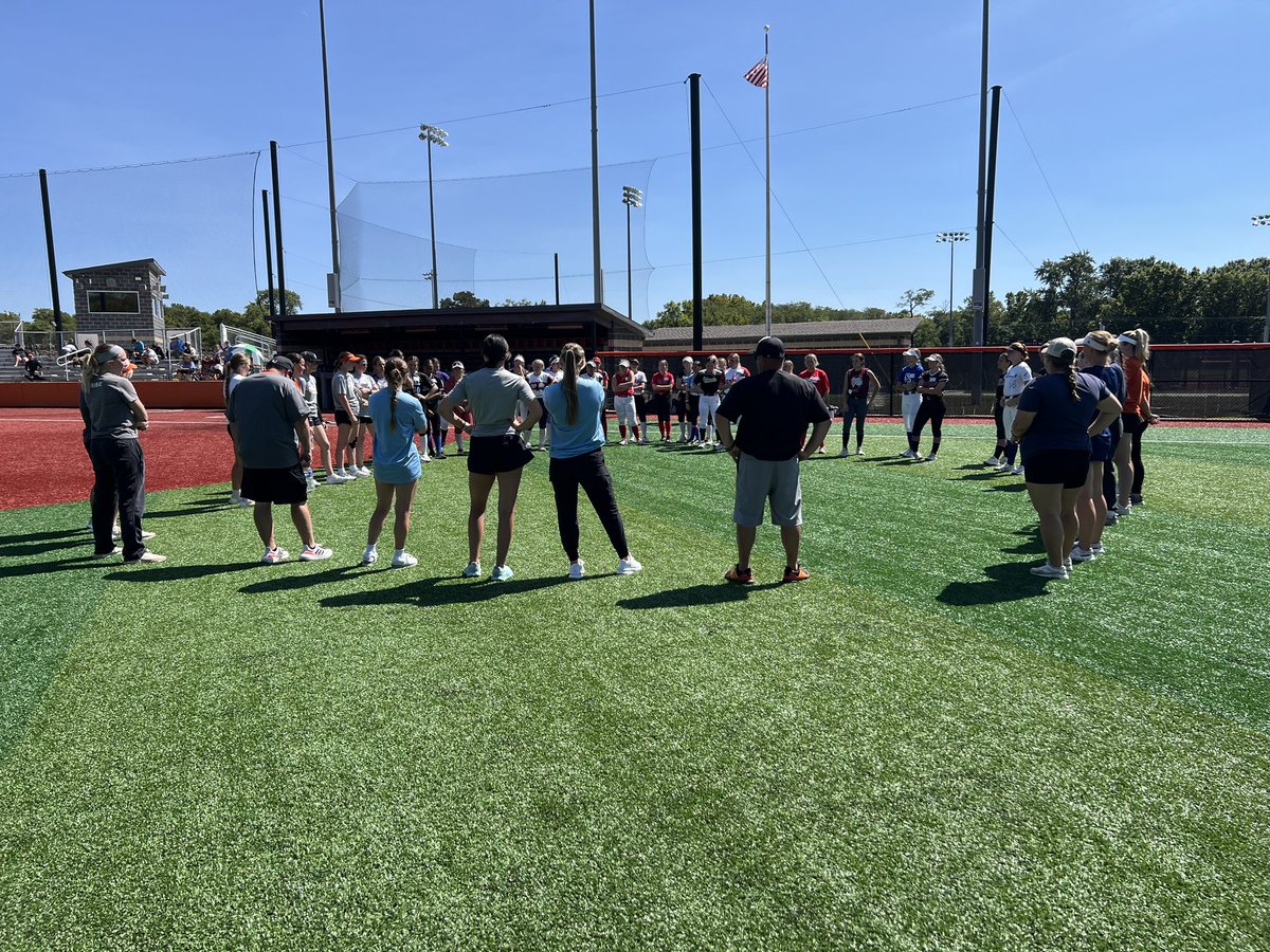 Baker University Softball tweet media