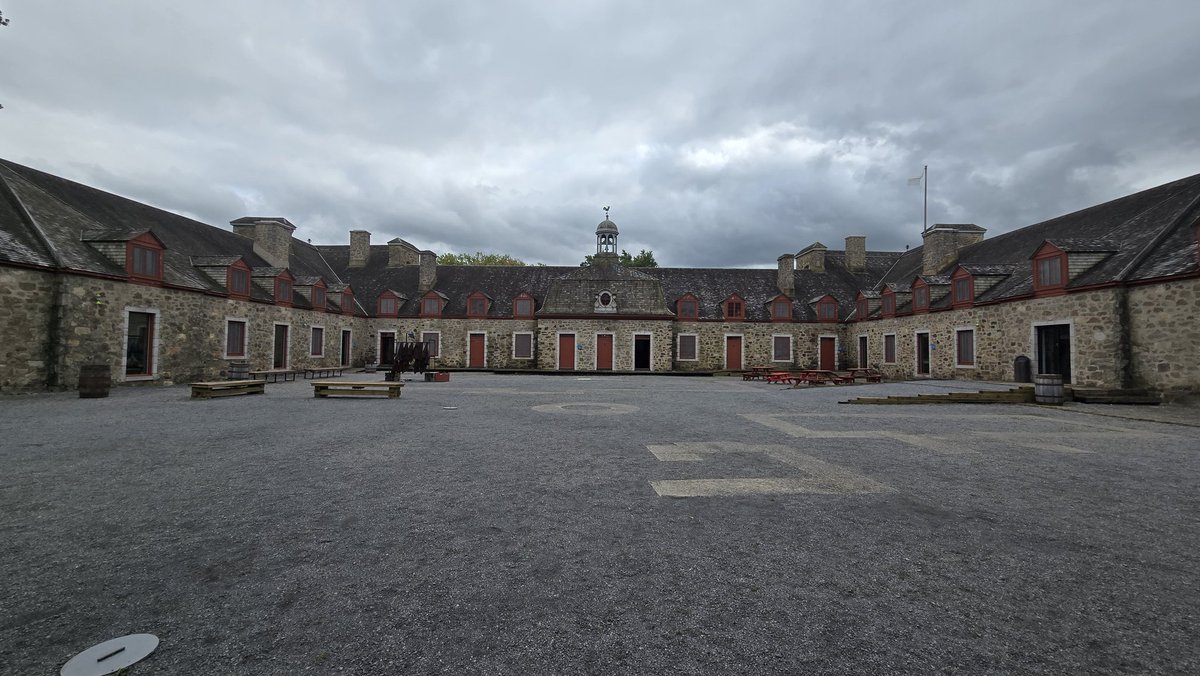 ProjectWargami1's tweet image. A couple of forts today and Plattsburgh. Ticonderoga and Chambley. French forts are sure pretty but they keep blowing them up as they retreat.