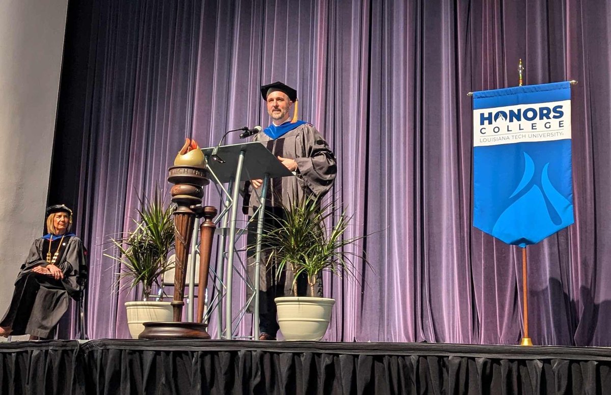 joel_stake's tweet photo. What a great day delivering the inaugural Director’s address at the first @LATech Honors College Welcome Convocation. #ChasetheMace https://t.co/KbdbFPpnXT