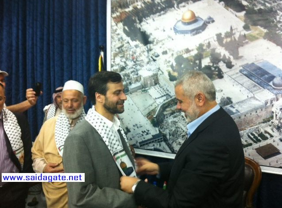 Gurujuish's tweet photo. @OurFightUk @metpoliceuk @PSCupdates No clue who Mark Birbeck or OurFightUk are, but a sign that reads 'Hamas Is A Terrorist' is factually correct.
@KemiBadenoch @JamesCleverly @RobertJenrick etc need to take down #TerrorMayor Sadiq Khan & Hamas fanboy Sir Mark Rowley for supporting proscribed terror orgs eg Hamas๐ https://t.co/Erm2d5V4gG