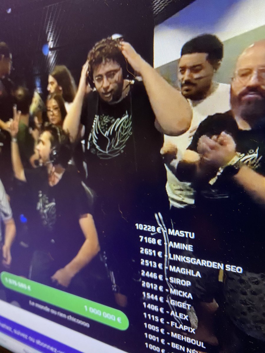 • Brako / Natsu • tweet media