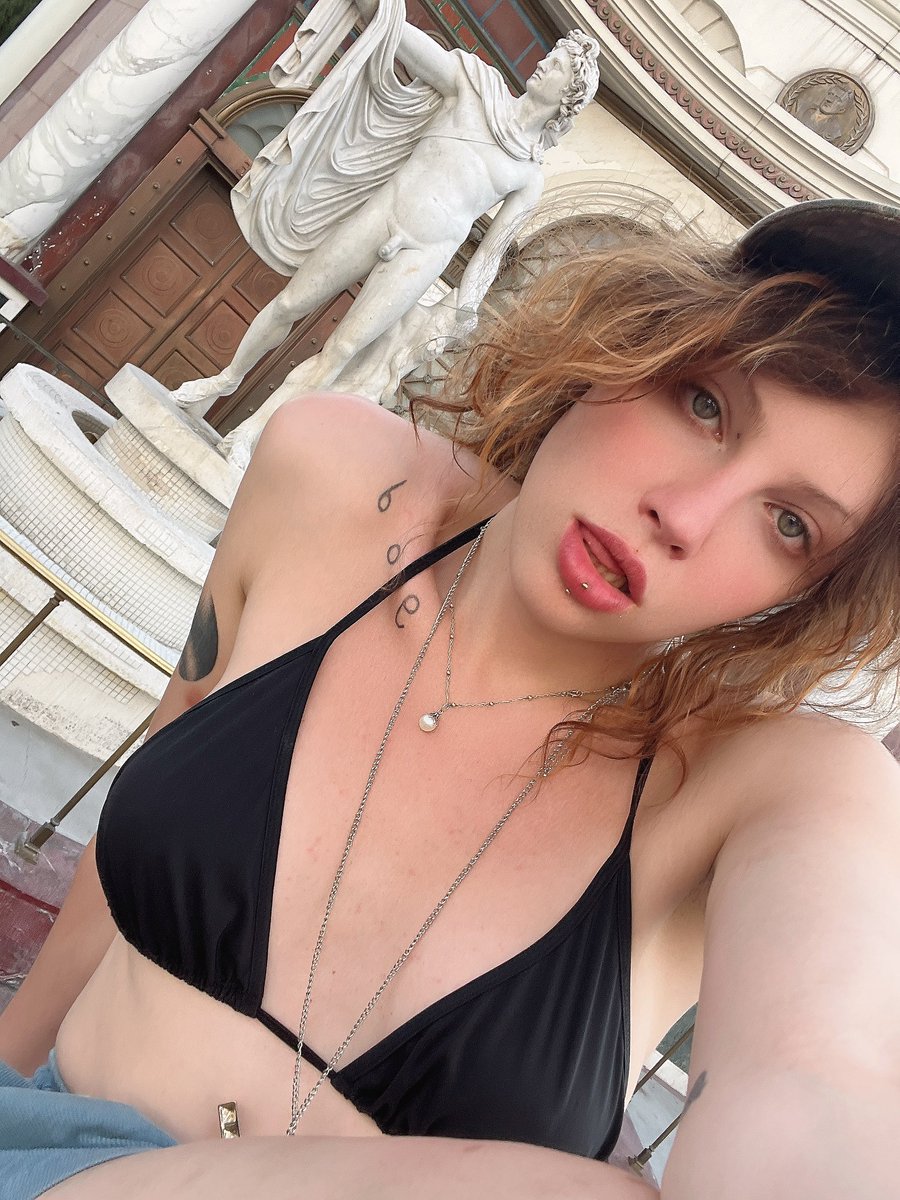 chat_npc's tweet photo. thinking bout his weiner....

#titties #drool #dsl #pierced #uncut #LingOrm #amature #thinkingabouthim #vegas #bronzeagemindset #sluts #bikini #heymamas https://t.co/dQ1xlS1y3m
