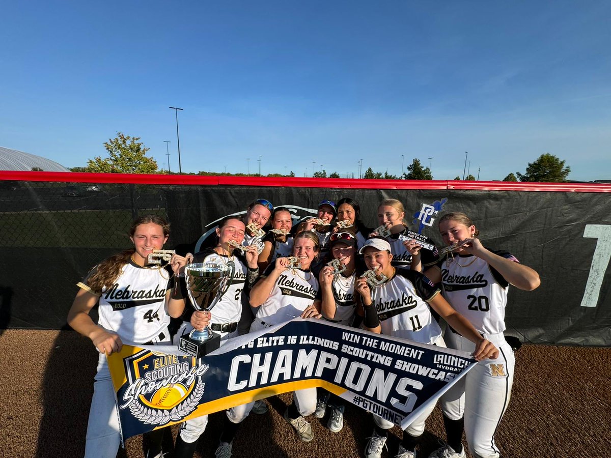 NEGold319's tweet photo. Champions!!! Great weekend in Peoria!!! Great battle this weekend!!! Thank you ⁦@PG_Softball⁩ for a great tournament. ⁦@AshleyMears_PG⁩ ⁦@ChrisjSb⁩ https://t.co/jwuvsDBUsQ