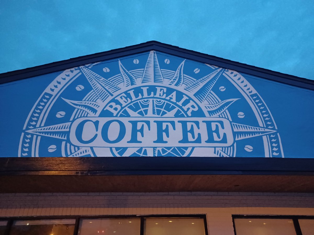 imcorinnemec's tweet photo. Finished product... #BelleairCoffee logo. #handpainted #signart https://t.co/NiSXxINHZT