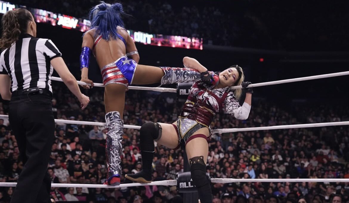 KV, M: such a lil’ gem. ﹩ NOT @MercedesVarnado tweet media