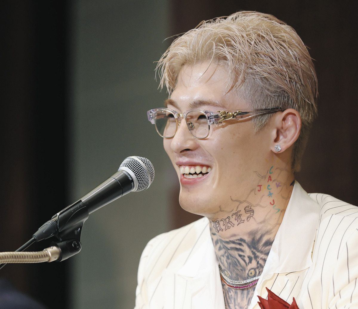 前田日明「平本は真っ黒ですよ。白か黒か灰色かじゃないよ。漆黒の黒。自分のトレーナーから注射器もらって薬を打った、でも（薬品の）内容は分からないって…」

会員登録せずに最後まで読めます。
tokyo-sports.co.jp/articles/-/316…

#RIZIN #ステロイド #ドーピング #平本蓮 #暴露 #記者会見 #会見