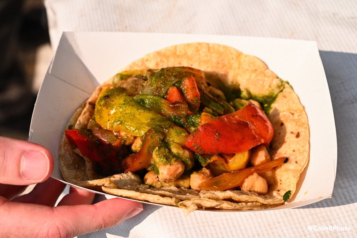 Had some fantastic flavors at this year's Taste of Chicago! I love it being this week honestly, less busy + cooler vibes.
1) Mustard fried catfish from BJ's Market🔥
2) Signature Mac n Cheese from Soul &amp; Smoke 🔥🔥🔥
3) Veggie Chana Masala taco from Tandoor 🔥🔥