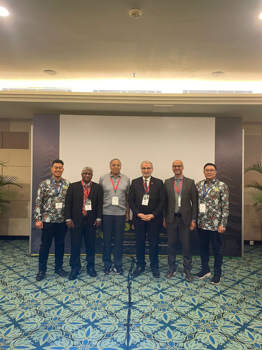 Paksi Satyagraha (@paksi_pas) on Twitter photo Recon session in #uaa2024bali !! ISORU and APSARUS session are full with great names and great attendance
Different topics from upper and lower tract recon, from junior consultant until the Mahaguru of the field
<a href="/uaa2024bali/">uaa2024bali</a> <a href="/sanjaybkulkarni/">Dr Sanjay Kulkarni</a> <a href="/GunterDeWin/">Gunter De Win</a> <a href="/DrJustinChee/">Dr Justin Chee</a> Recon session in #uaa2024bali !! ISORU and APSARUS session are full with great names and great attendance
Different topics from upper and lower tract recon, from junior consultant until the Mahaguru of the field
<a href="/uaa2024bali/">uaa2024bali</a> <a href="/sanjaybkulkarni/">Dr Sanjay Kulkarni</a> <a href="/GunterDeWin/">Gunter De Win</a> <a href="/DrJustinChee/">Dr Justin Chee</a>