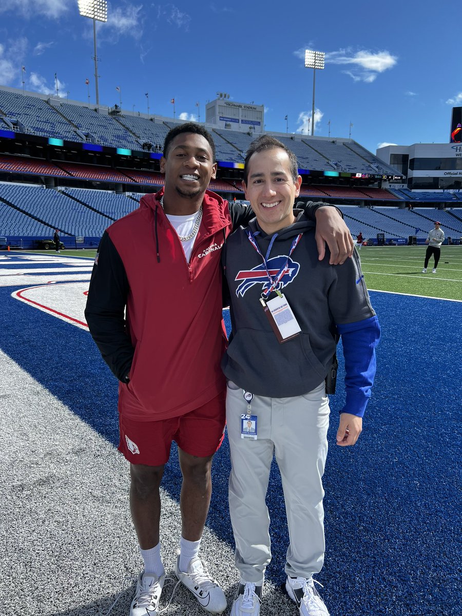 Chris Velasquez (@chrisv_1987) on Twitter photo I am so glad my mom and brothers got to come to the game today. I also, got to see some former colleagues and player from Texas Tech today who are with the Arizona Cardinals. Some great men here. Wishing all the best to Kenny Bell, Drew Krueger, and <a href="/DadrionT/">Dadrion_TaylorD</a> I am so glad my mom and brothers got to come to the game today. I also, got to see some former colleagues and player from Texas Tech today who are with the Arizona Cardinals. Some great men here. Wishing all the best to Kenny Bell, Drew Krueger, and <a href="/DadrionT/">Dadrion_TaylorD</a>