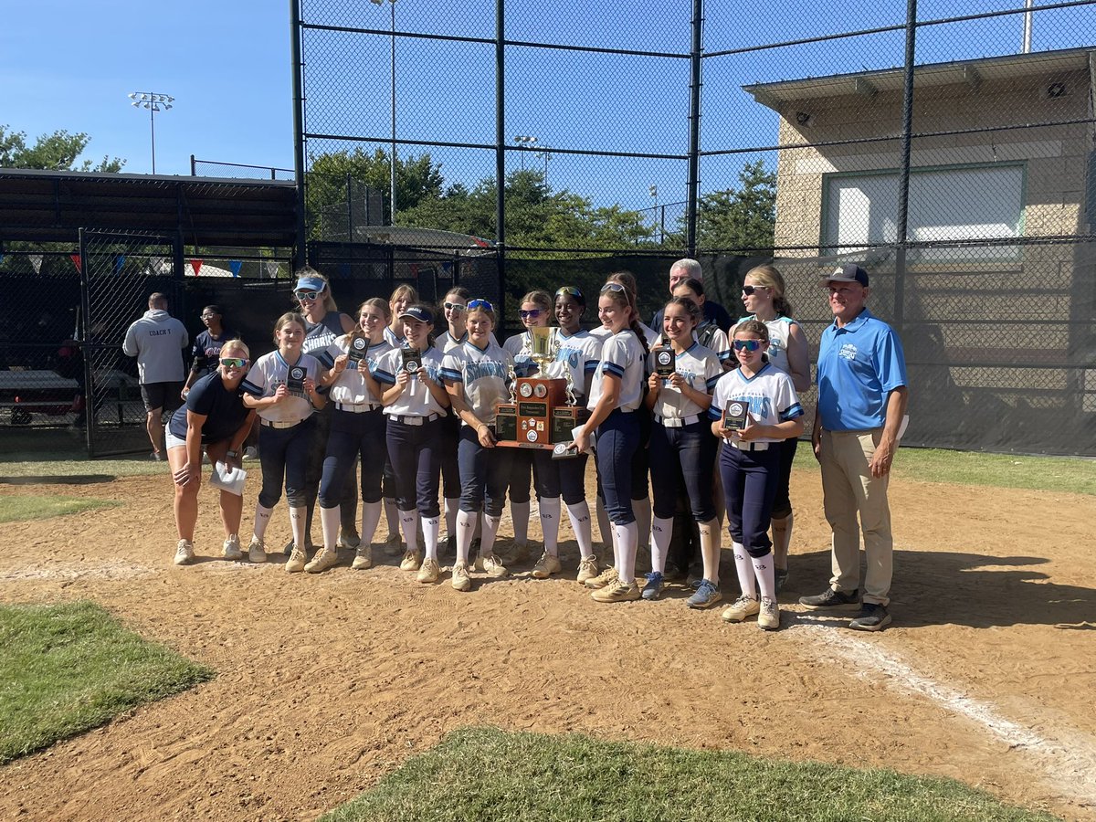 CoachMeganX's tweet photo. So grateful to have the privilege of coaching such an amazing group of girls. I am so proud of each one of these young ladies for all their hard work. We had a goal and achieved it TOGETHER! Forever on the cup!!!🦈🇺🇸⭐️ @GFSharks @GFSoftball https://t.co/rquSgb4hK1