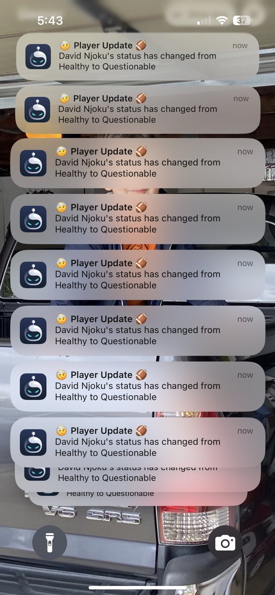 titodeliveryguy's tweet image. Hey @SleeperHQ, I got the message!