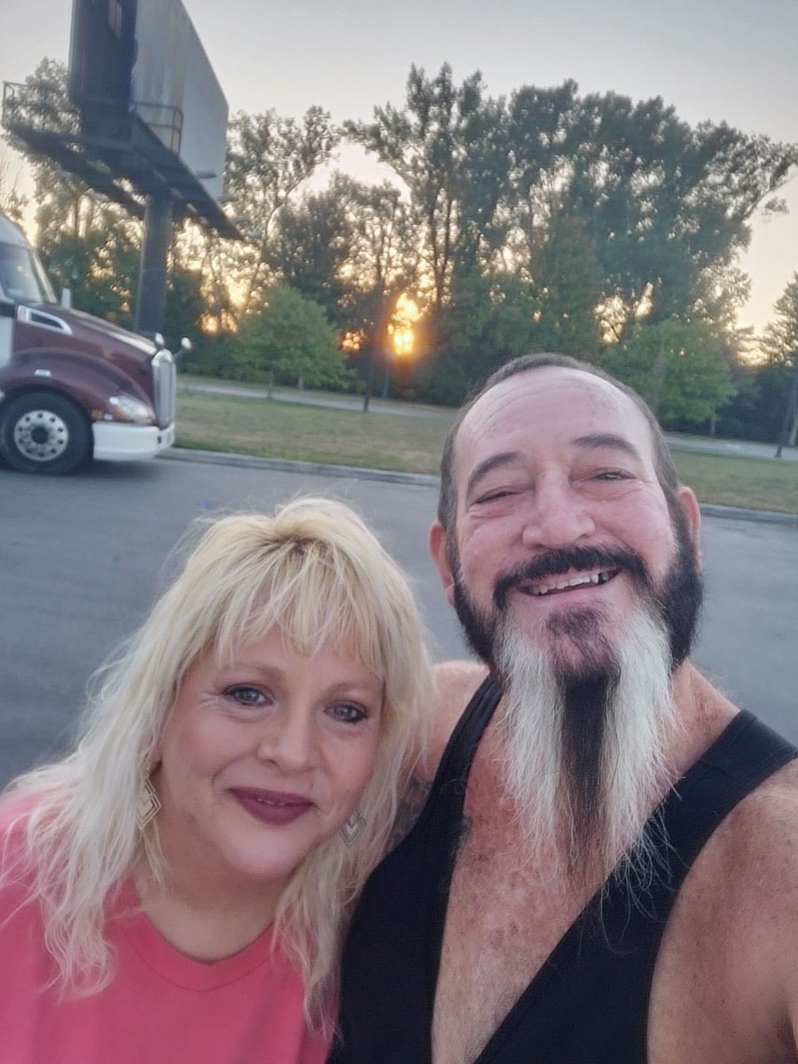 Married 2 The Road tweet media