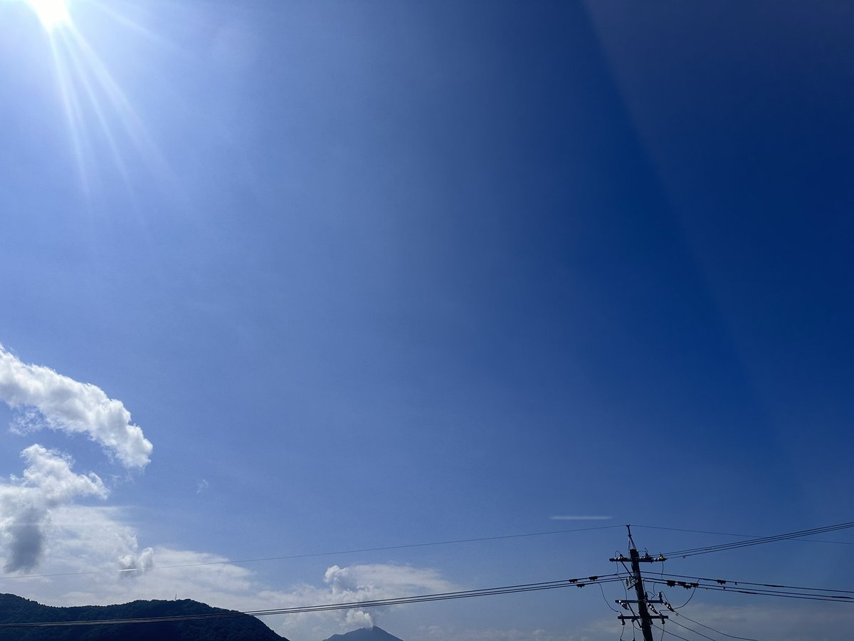 めっきと塗装の㍿ワカヤマ【公式】 (@wakayamapppp) on Twitter photo おはようございます!😆
今朝の鯖江は晴れ☀️
週の始まりげつようびです!
今日も頑張っていきましょう!
#企業公式が毎朝地元の天気を言い合う
#企業公式相互フォロー 
#おは戦60909sg おはようございます!😆
今朝の鯖江は晴れ☀️
週の始まりげつようびです!
今日も頑張っていきましょう!
#企業公式が毎朝地元の天気を言い合う
#企業公式相互フォロー 
#おは戦60909sg