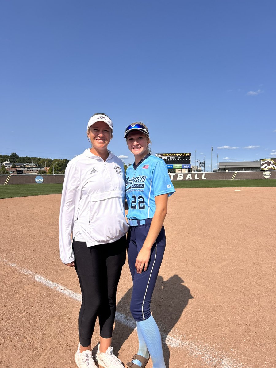 Emily Leusby (@emilyleusby) on Twitter photo Thank you <a href="/WMUSoftball/">Western Michigan Softball</a> for putting on a great camp. I’m glad I was able to be apart of the first ever Being a Bronco Camp. I had a great time meeting the players and I enjoyed all the reps and drills that were involved. I hope to be back soon!💛🤎<a href="/CoachErikaWhitt/">Coach Erika</a> <a href="/marleewilson/">Marlee Wilson</a> Thank you <a href="/WMUSoftball/">Western Michigan Softball</a> for putting on a great camp. I’m glad I was able to be apart of the first ever Being a Bronco Camp. I had a great time meeting the players and I enjoyed all the reps and drills that were involved. I hope to be back soon!💛🤎<a href="/CoachErikaWhitt/">Coach Erika</a> <a href="/marleewilson/">Marlee Wilson</a>
