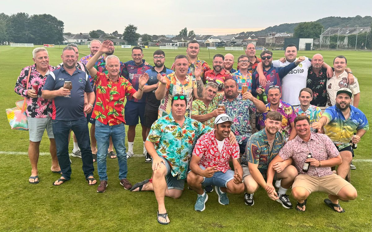AND THAT'S HOW WE DO IT! 

Skewen 1sts ✅️ PROMOTED 

Skewen 2nds ✅️

Thanks to all the players for their efforts through the season.