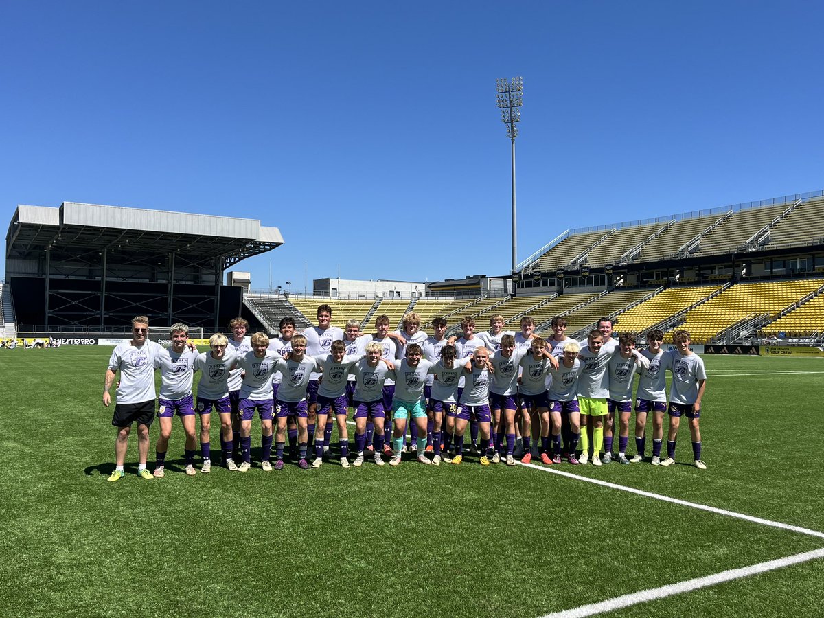 Bears (3-1-1) tie Napoleon 1-1 at Historic Crew Stadium. 
Bryce Welling ⚽️ Jack Kennedy 🅰️
Dom Malanga recorded 11 Saves.
Brilliant experience for the boys this weekend. Thanks to everyone who made this weekend possible!