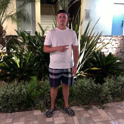 rourkeblack1's tweet photo. #NewProfilePic https://t.co/V2n3OVelVN