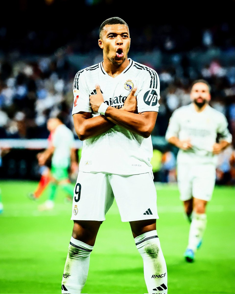 UR Cristiano (@urcristianotube) on Twitter photo Congratulations <a href="/KMbappe/">Kylian Mbappé</a> on your first Real Madrid goal in La Liga. Hopefully this is the first of many 🇫🇷💫 Congratulations <a href="/KMbappe/">Kylian Mbappé</a> on your first Real Madrid goal in La Liga. Hopefully this is the first of many 🇫🇷💫