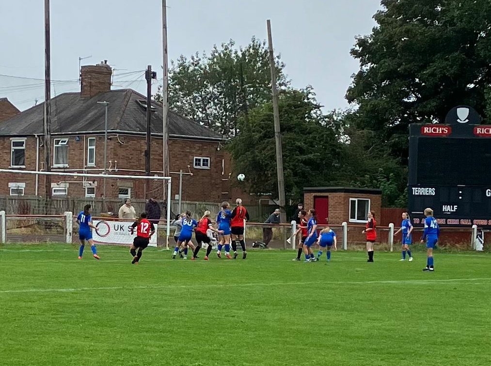 belles_fc's tweet photo. Belles 2-6 Boldon

We exit the FA Cup, but put in a good performance not fully reflected by the scoreline. An early injury to Demi Taylor was a major blow to our chances, but we never let our heads drop and everyone grafted hard til the end.

Goals - Maddy Hepple (x2) https://t.co/oFokx1eOcd