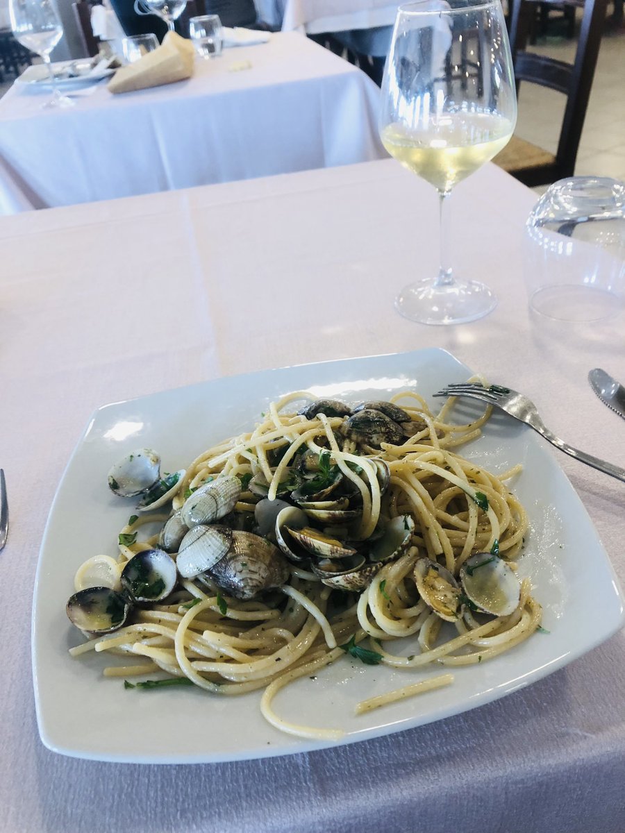 2 days in #civitavecchia &amp; now it’s time to start a new cruise contract. 

Discovered the Santa Agostino Beach today, stretches for miles. Had some delicious oysters &amp; Spaghetti Alle Vongle. 

Tomorrow I start my first contract on #cunardline #queenvictoria Let’s see how it goes