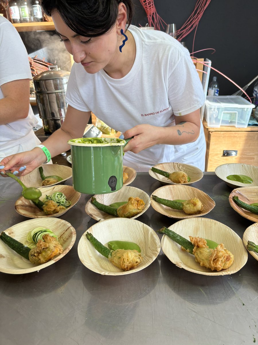 lisavoc's tweet image. das war schon wieder sehr schön gestern 🥹✨🙏❣️ #OIS Wirtshausroas quer durch Neufelden, mit ganz vielen grandiosen Beteiligten, ein Disneyland der Köstlichkeiten! 🙏 hatten den schönsten Tag Danke Danke Danke 🥰🥰🥰