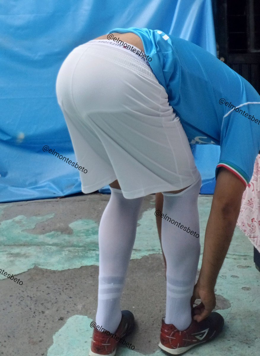 Estrenando todo 😏😏, tons q, me acompañas? 
RT si te gustaría q fuera a tu casa después del juego 😈