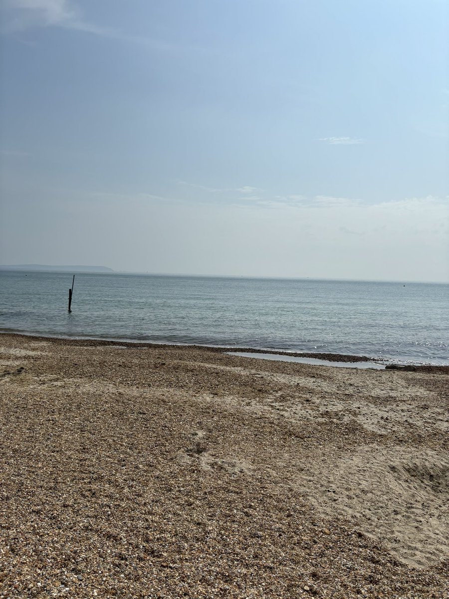 The_Grownup's tweet photo. Beach vibes. https://t.co/diM9v0NUqh