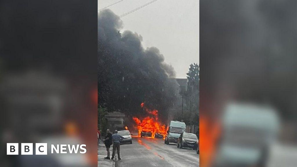 Man taken to hospital with burns after cars catch fire dlvr.it/TCg6JJ