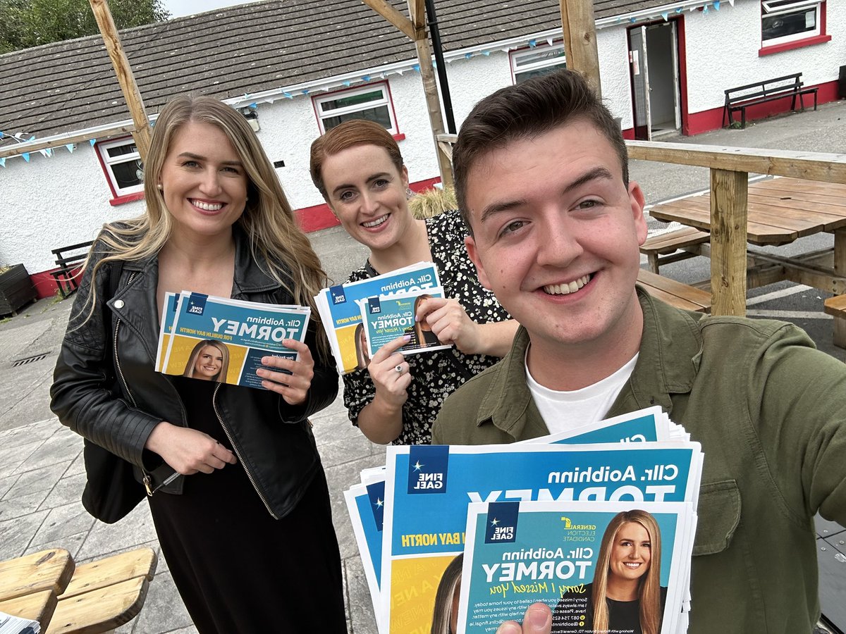 Fingal Councillors supporting Fingal Councillors 🤝

Great to get out on the doors with GE candidate <a href="/AoibhinnTormey/">Cllr. Aoibhinn Tormey</a> in Dublin Bay North! 

<a href="/siobhanshovlin/">Siobhan Shovlin</a>