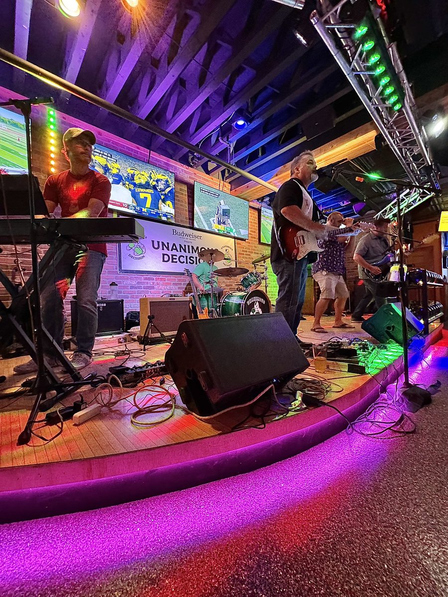 Unanimous Decision tweet media