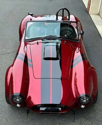 nigel_chappell's tweet photo. @bruce_bwkm @melindiscott This is car porn to me. Not everyone likes them , beautiful colour though https://t.co/XlkpknWwQ6