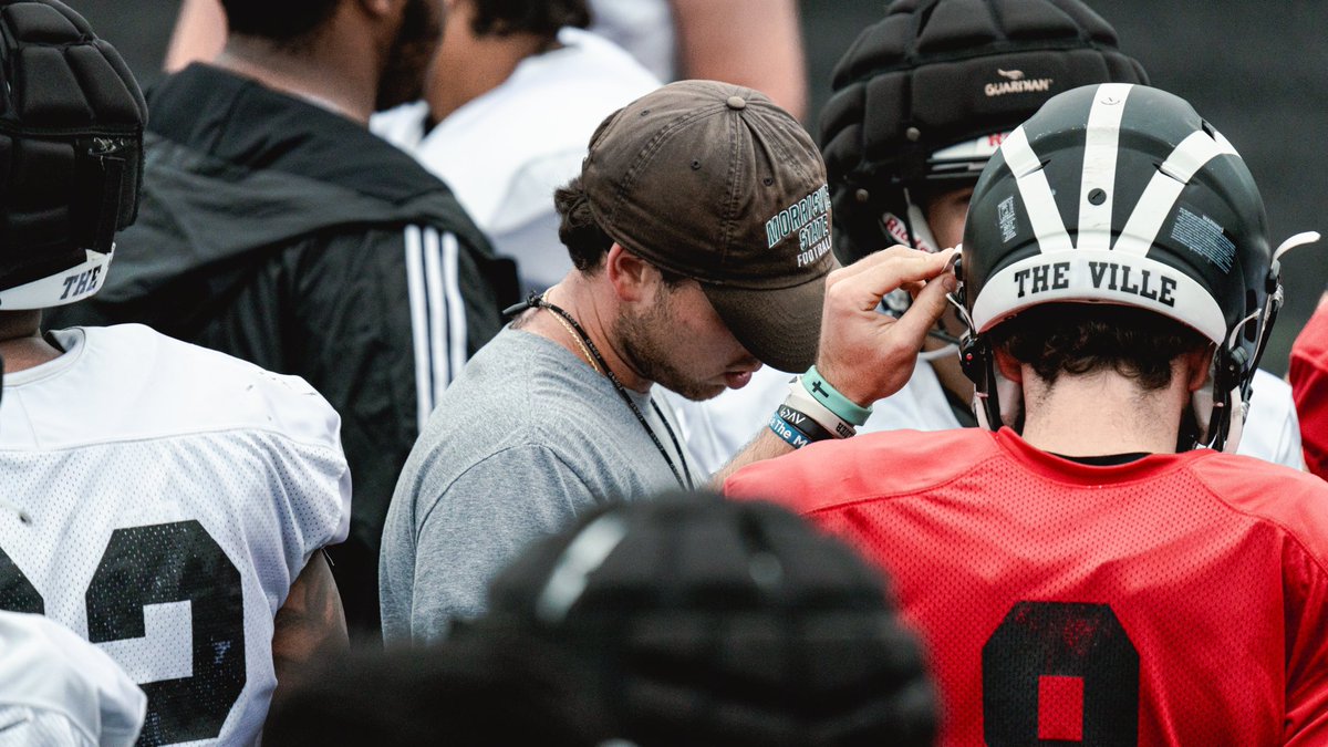 MvilleMustangFB's tweet photo. Training Camp ✅ 

Officially Game Week! #TheVille 🐎 https://t.co/YKZoPfN0NQ