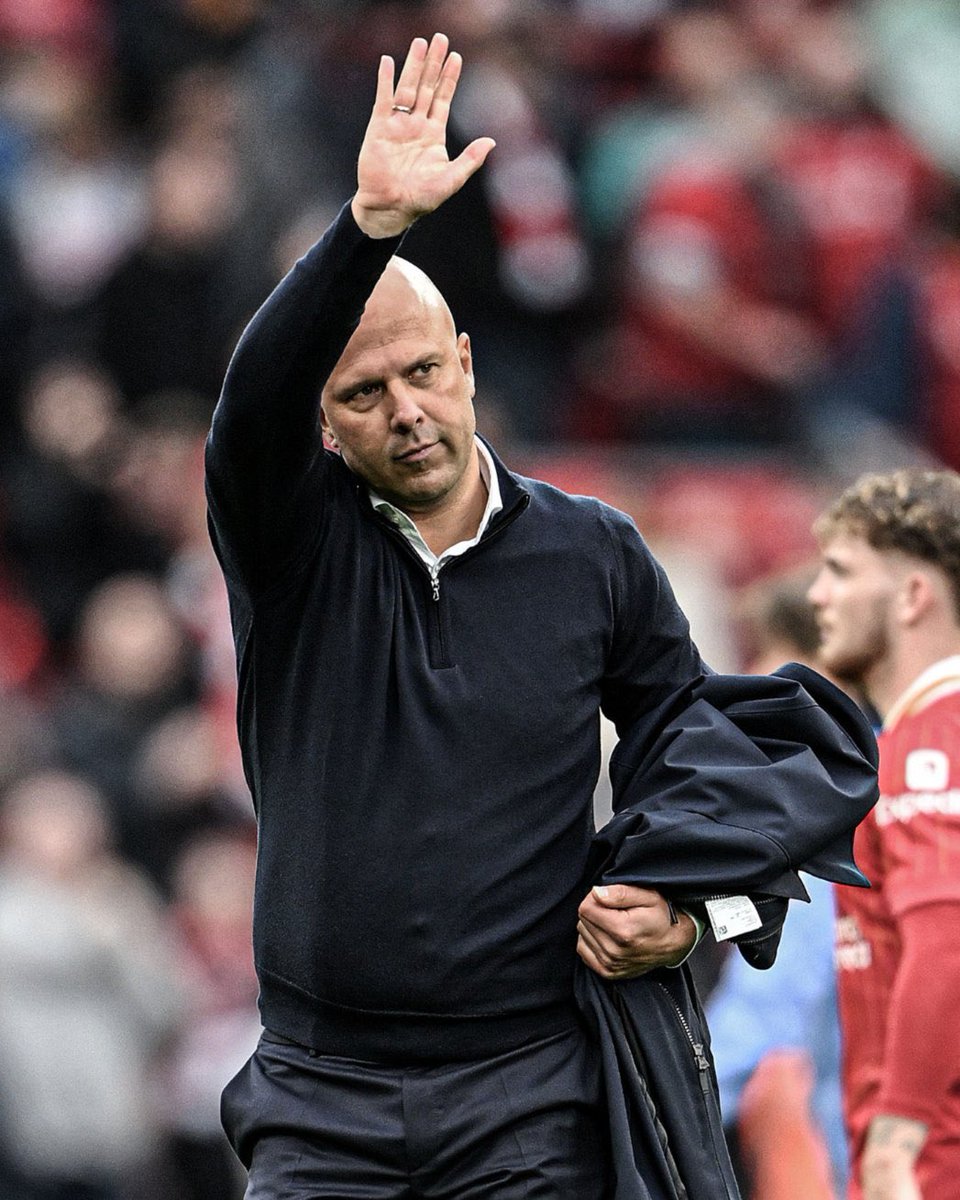 The_RedsIndo's tweet photo. Arne Slot:

- Manajer pertama Liverpool yang menangkan laga debutnya di Premier League
- Manajer pertama Liverpool yang menangkan 3 pertandingan awalnya di Premier League
- Manajer pertama Liverpool yang menangkan North West Derby di pertemuan pertamanya

Aura. https://t.co/3wJ4APeAAf