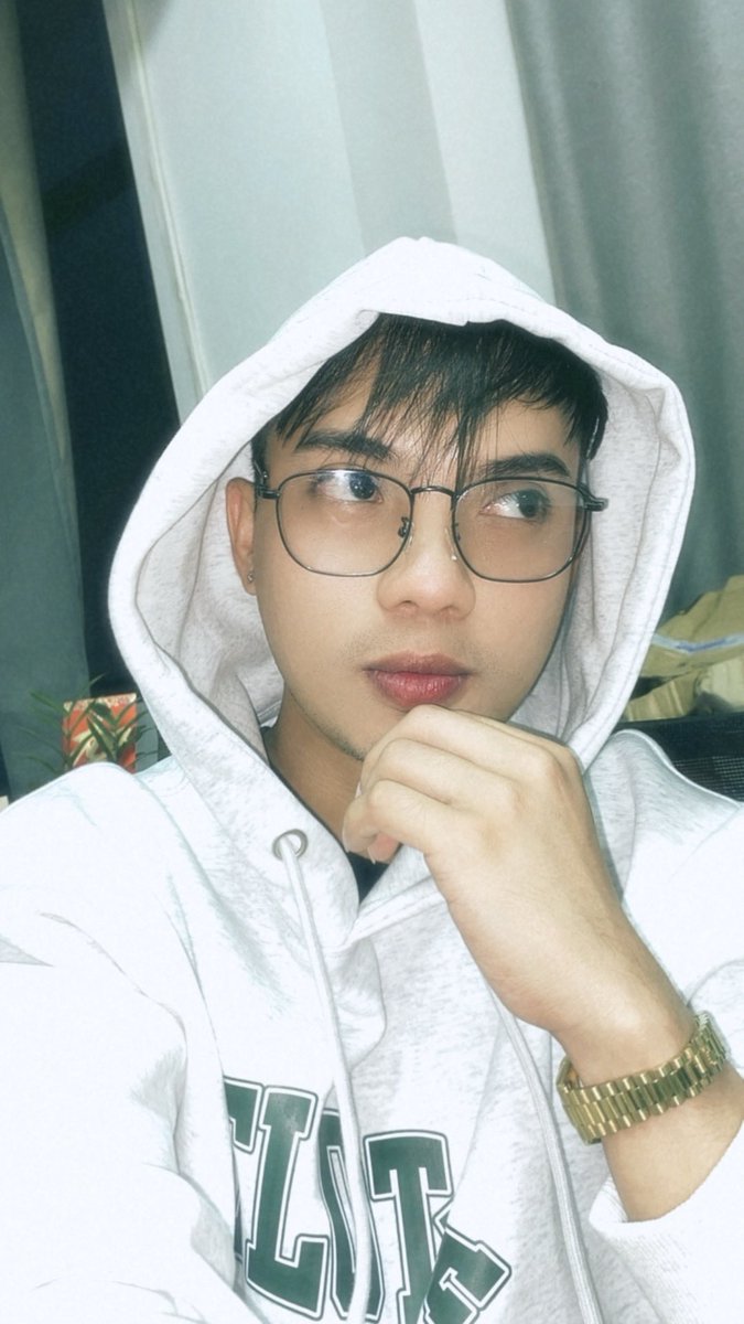 AlexSuligan's tweet photo. Hi 🫶🏻 https://t.co/lUKFLahQ3N