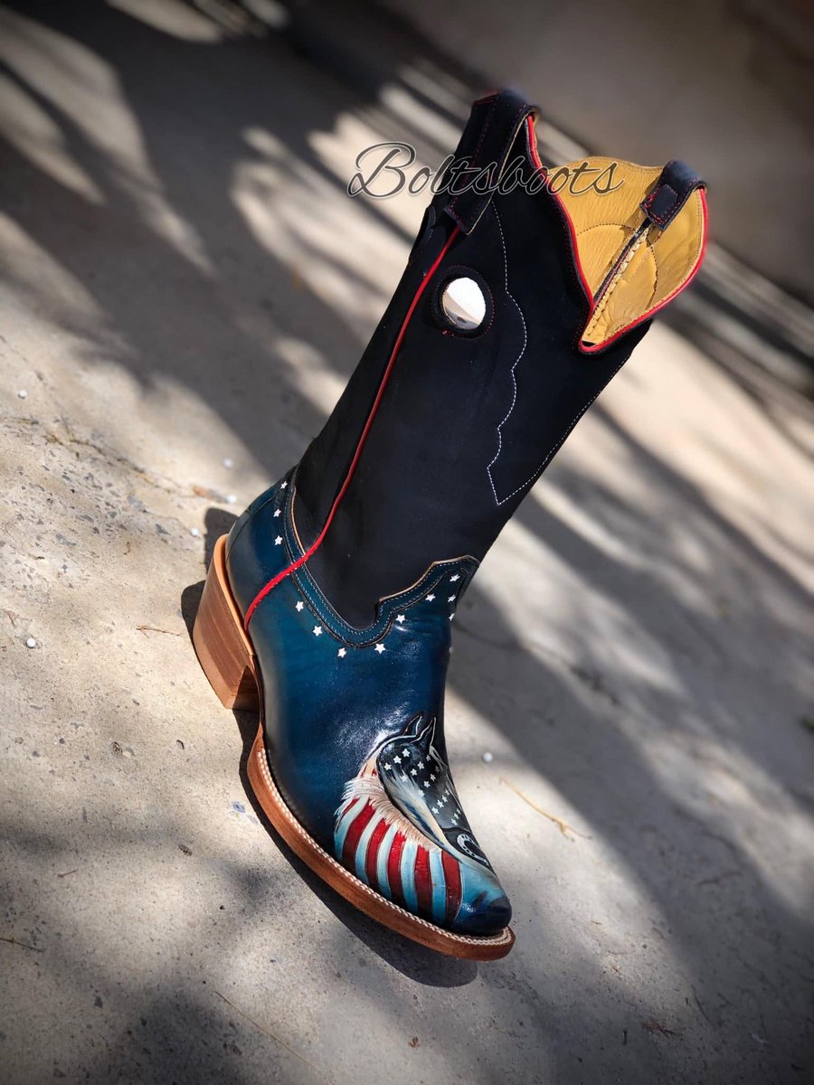 BoltsBoots's tweet photo. Labor Day 🇺🇸.     #cowboyboots #western  #farm #westerwear https://t.co/Of8Hsy6N8b