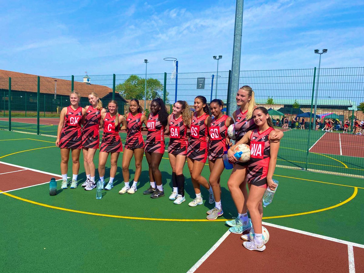 Fantastic day at the Suzie Wood Memorial rally today for our BA girls well organised tournament with a great atmosphere, coming away after a hot day on court undefeated as winners ❤️🖤<a href="/BarkingAbbeySch/">Barking Abbey School</a>