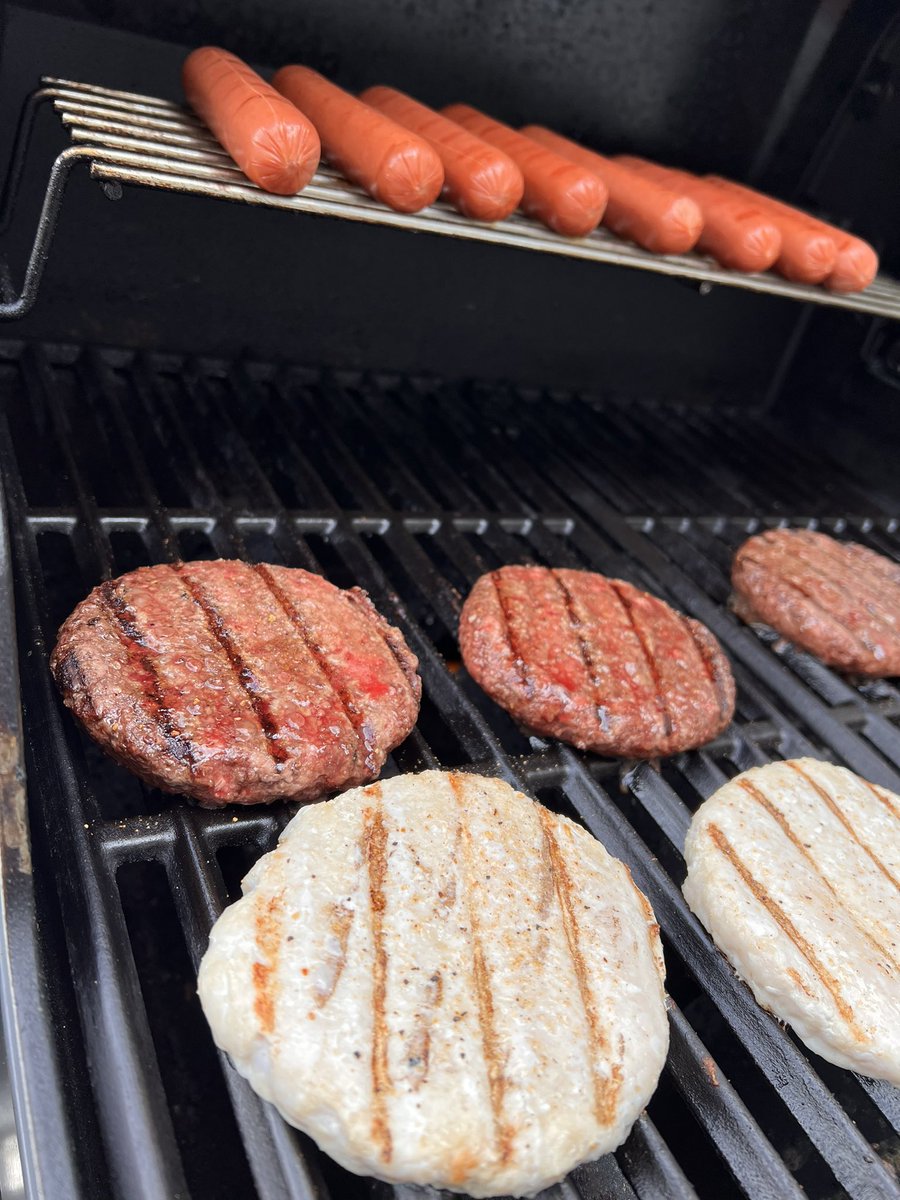 Chris C. tweet media