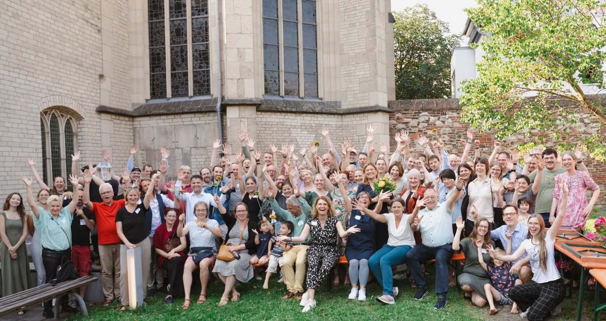 Katja Dörner (@katjadoerner) on Twitter photo Wir, die <a href="/gruene_bonn/">GRÜNE Bonn</a>, hatten gestern Abend ein wunderbares Sommerfest. Heute Abend ist die beste Gelegenheit, Euch einzuladen, bei uns mitzumachen - für Klimaschutz und Zusammenhalt in unserer wunderschönen Stadt: gruene-bonn.de/partei/neu-hie… Wir, die <a href="/gruene_bonn/">GRÜNE Bonn</a>, hatten gestern Abend ein wunderbares Sommerfest. Heute Abend ist die beste Gelegenheit, Euch einzuladen, bei uns mitzumachen - für Klimaschutz und Zusammenhalt in unserer wunderschönen Stadt: gruene-bonn.de/partei/neu-hie…
