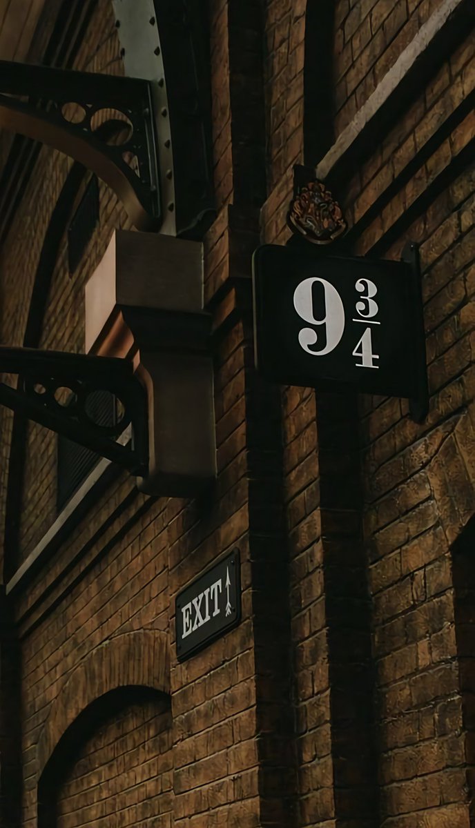 SanMavy's tweet photo. #HarryPotter #BackToHogwarts https://t.co/UAm9ntPb5a