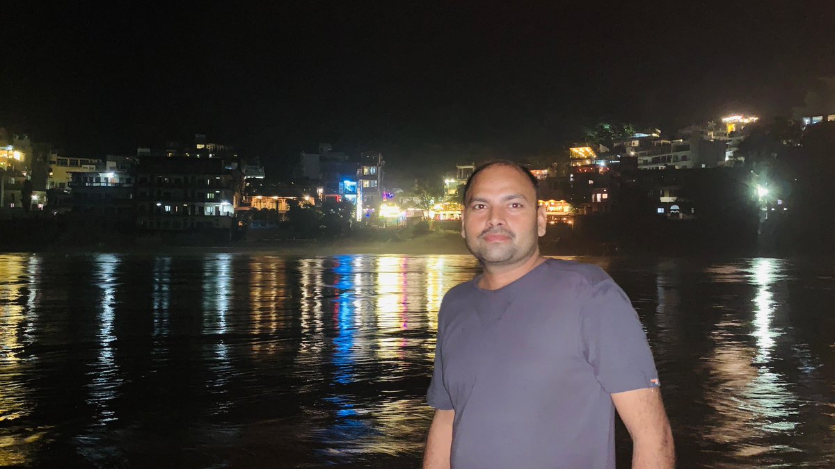 Chauhan_Jetendr's tweet photo. "संघर्ष भी उन्हीं को चुनता है
जिन में लड़ने की क्षमता हो" !! https://t.co/yaimZqhIKE