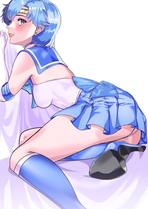 おはようございます❤(#^.^#)
ポォ～～ズ❣❣

#セーラーマーキュリー 