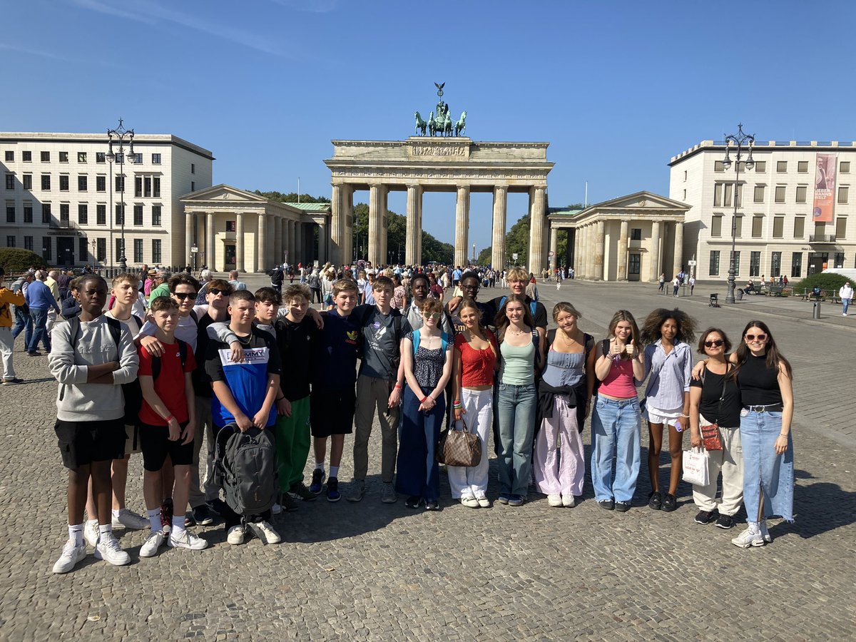 MonktonHistory's tweet photo. Day 2 looking back at the 16,000 steps … Brandenburg tour, Reichstag, Holocaust memorial, Berlin Wall Bernauer Strasse, Palace of tears, Checkpoint Charlie and Topography of Terror … wow what a day! https://t.co/3LRoNMPnxH